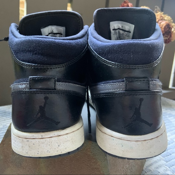 Men’s 9.5 (43) Nike Air Jordan 1 Mid ‘Winterized’ - Picture 3 of 7